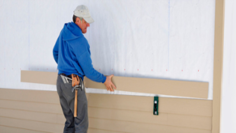 Contact Siding Contractors in Lawrence Kansas for a Beautiful Home