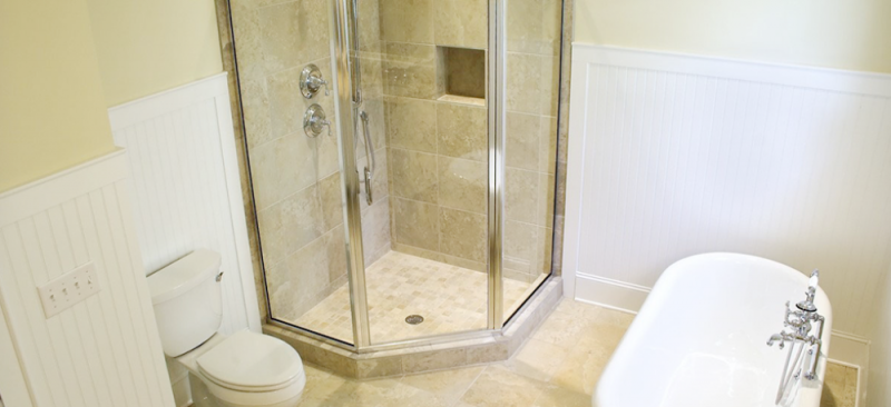The Advantages of Installing a Frameless Glass Shower Door in Indianapolis, IN