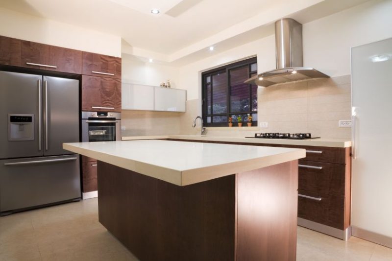 Consider Remodeling Kitchen Cabinets in Tucson
