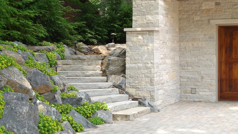 Benefits of Custom-Building Vacation Homes in Wausau, WI