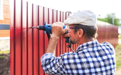 Building Lasting Fences With a Fence Contractor Liberty, MO Families Count On